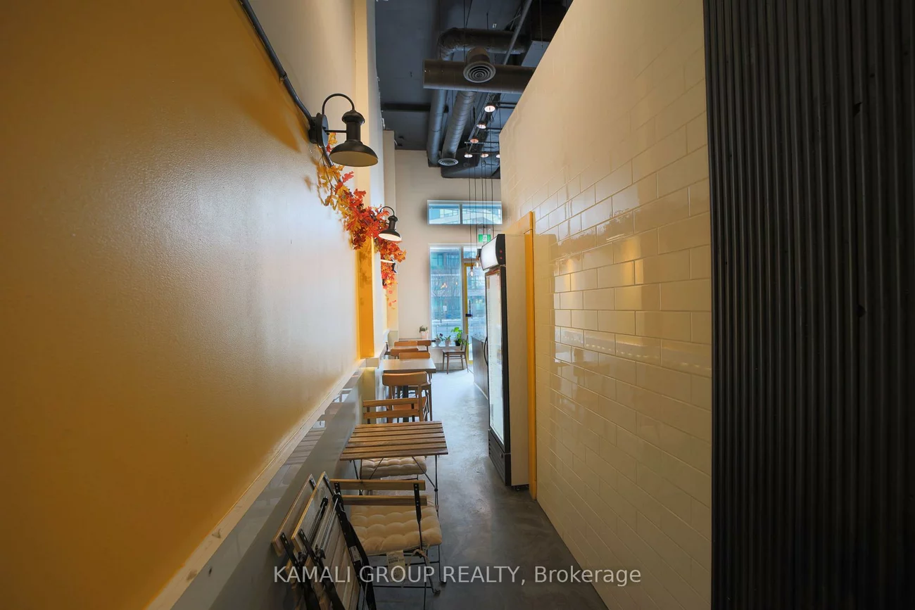 28, Finch, Newtonbrook West, Toronto