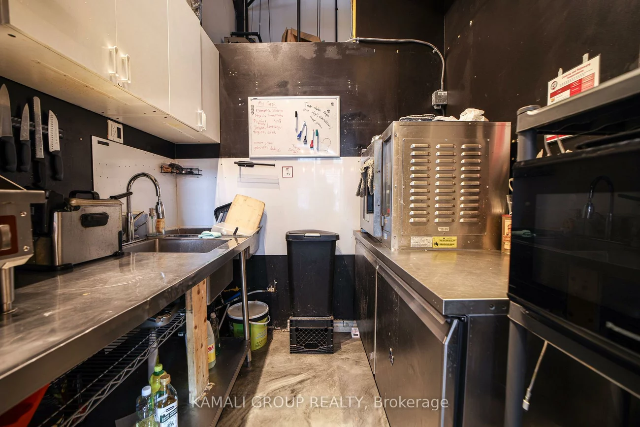 28, Finch, Newtonbrook West, Toronto