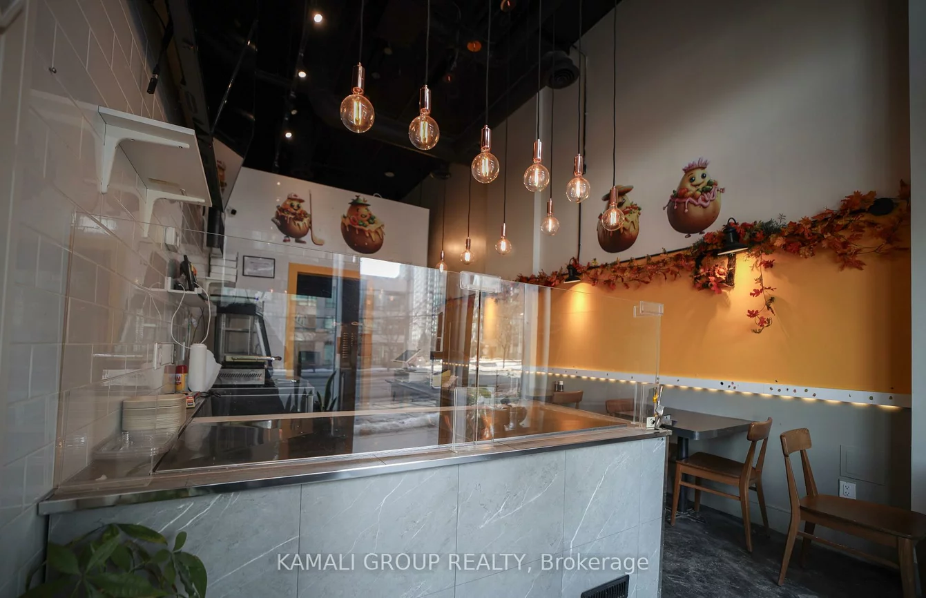 28, Finch, Newtonbrook West, Toronto