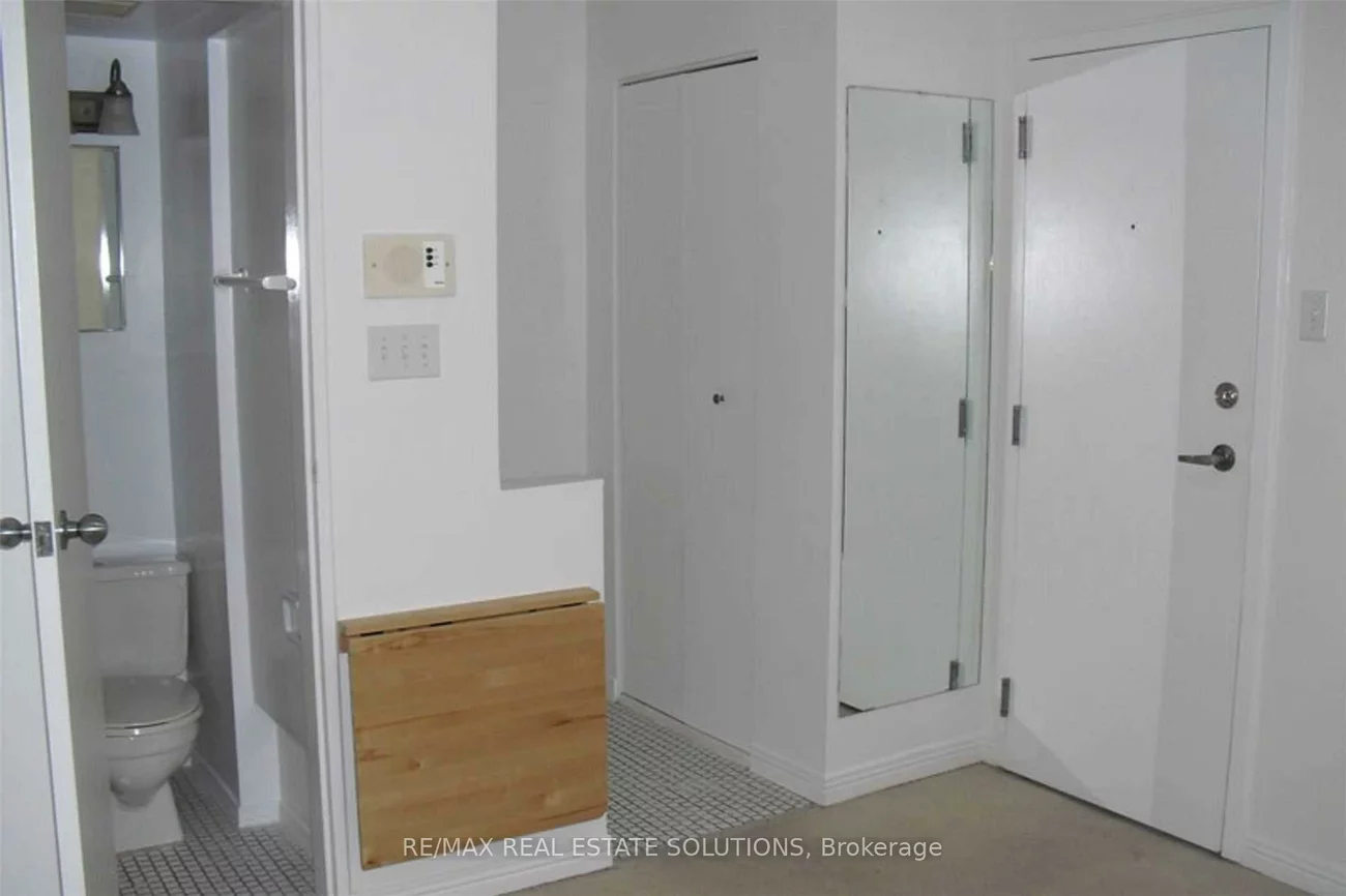 93, Spadina, Annex, Toronto