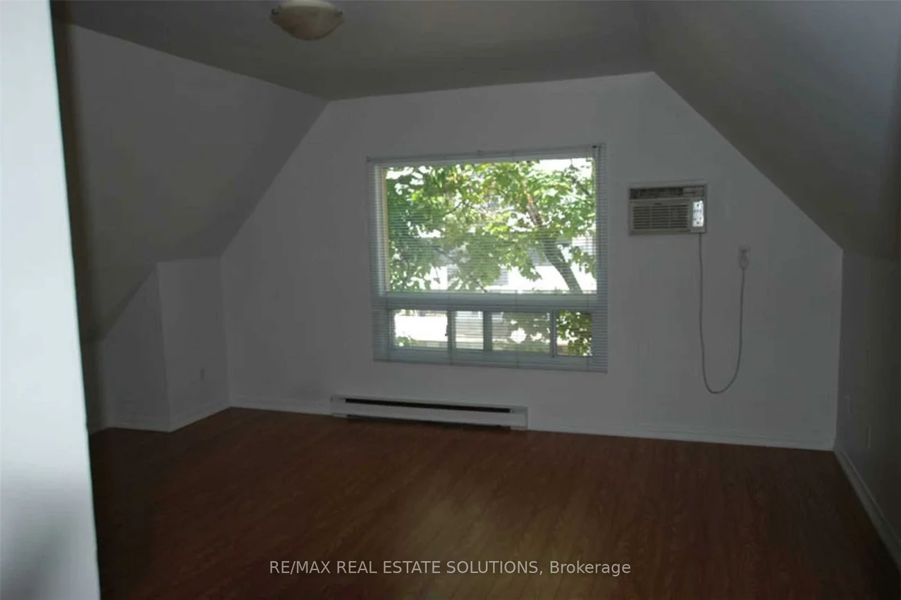 93, Spadina, Annex, Toronto