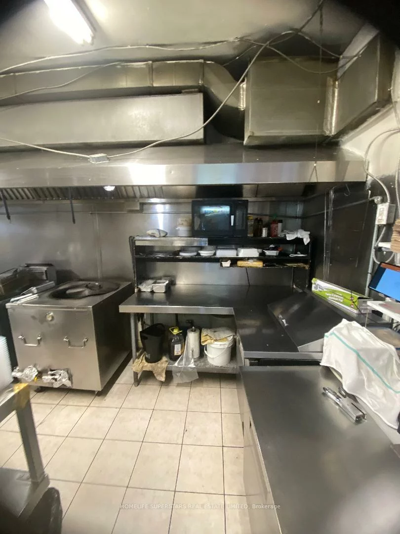 1753, Avenue, Bedford Park-Nortown, Toronto