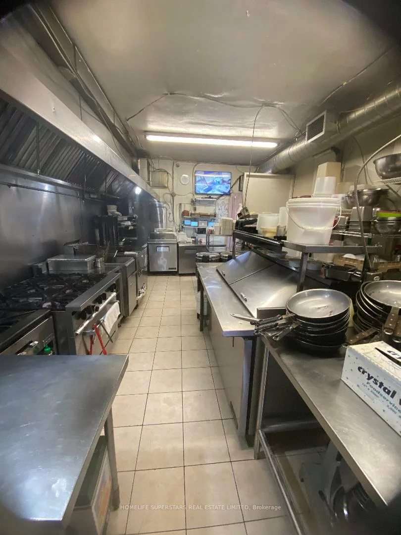 1753, Avenue, Bedford Park-Nortown, Toronto