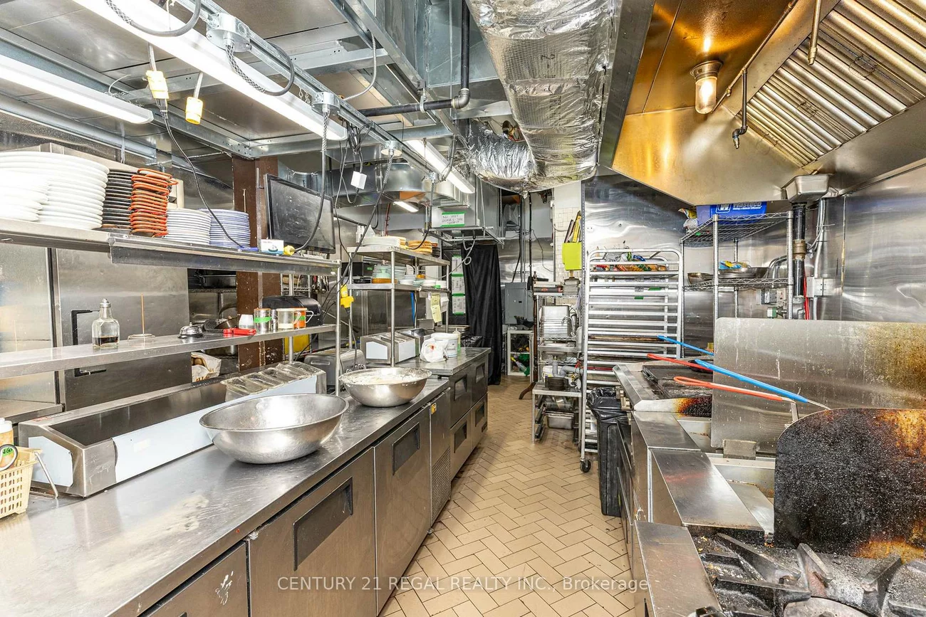 50, Wellington, Church-Yonge Corridor, Toronto