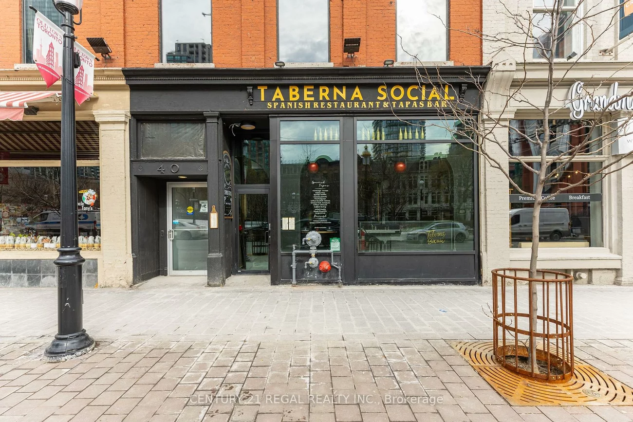 50, Wellington, Church-Yonge Corridor, Toronto