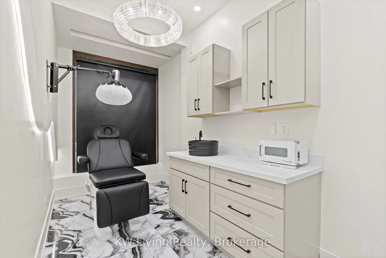 38, Avenue, Annex, Toronto