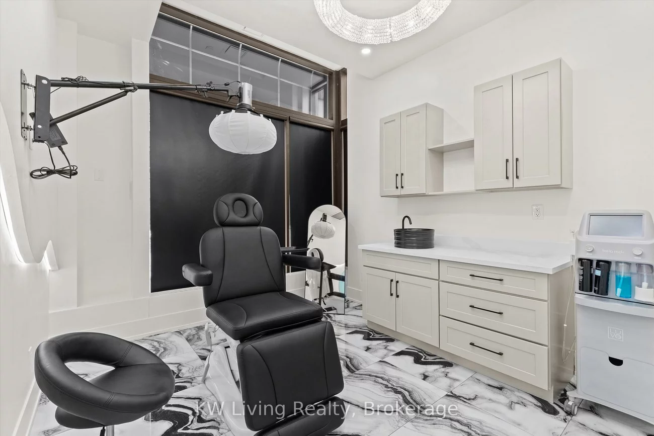 38, Avenue, Annex, Toronto