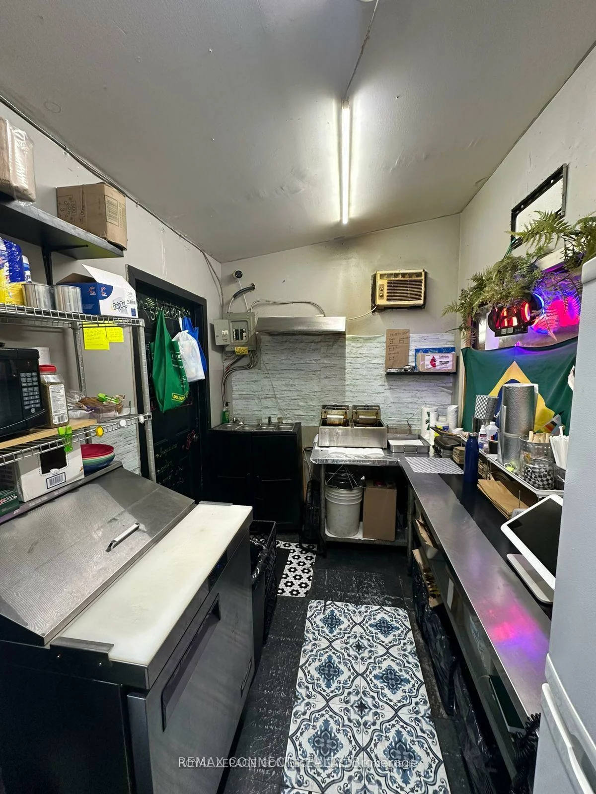 335, Yonge, Church-Yonge Corridor, Toronto