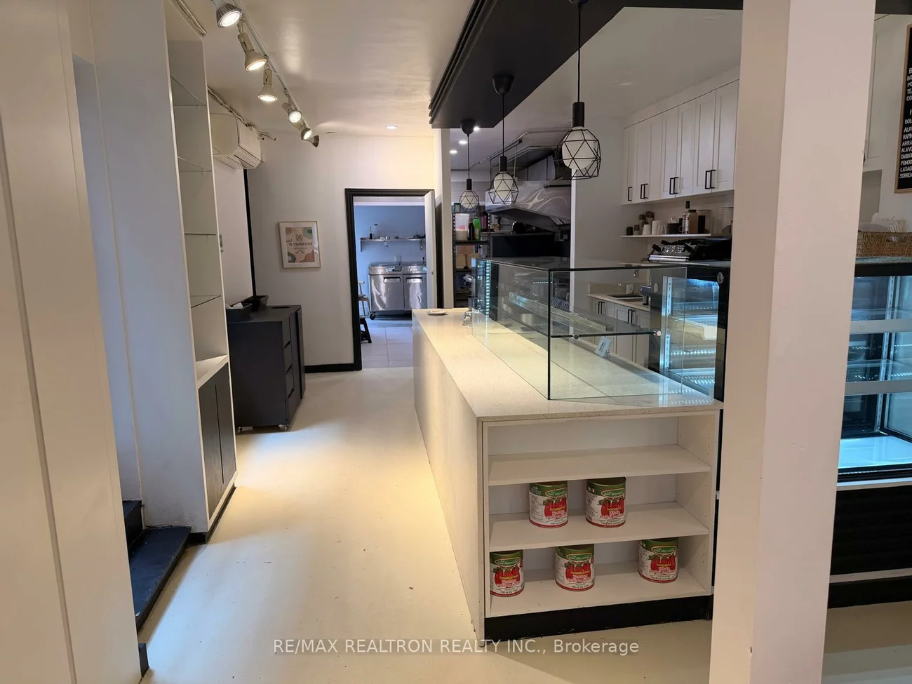 334, Dundas, Kensington-Chinatown, Toronto