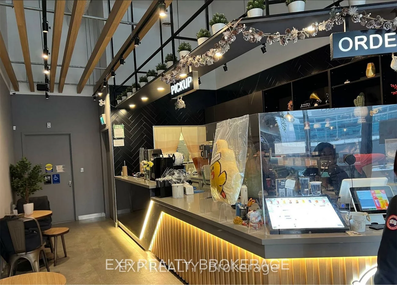 3365, Steeles Ave E, Hillcrest Village, Toronto