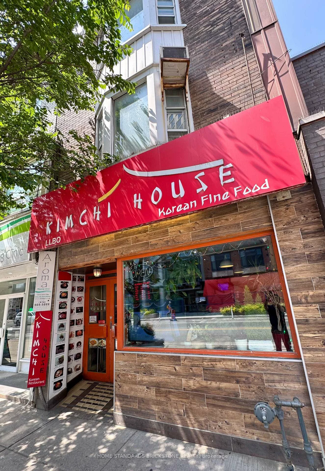 586, Bloor, Annex, Toronto