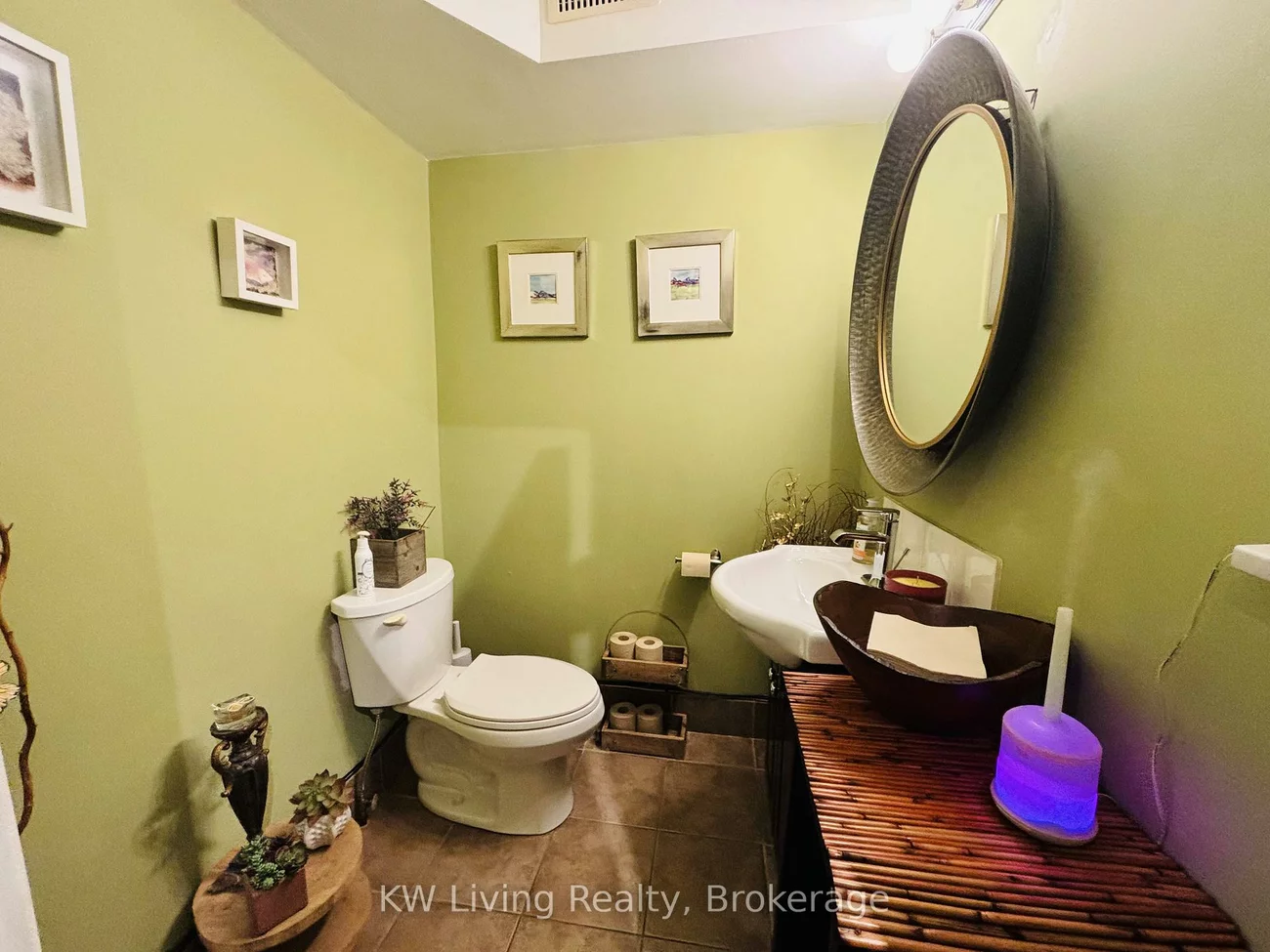 701, Mount Pleasant, Mount Pleasant East, Toronto