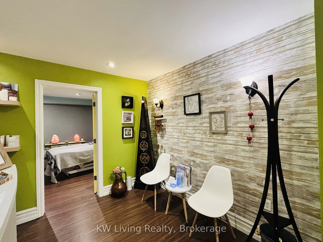 701, Mount Pleasant, Mount Pleasant East, Toronto