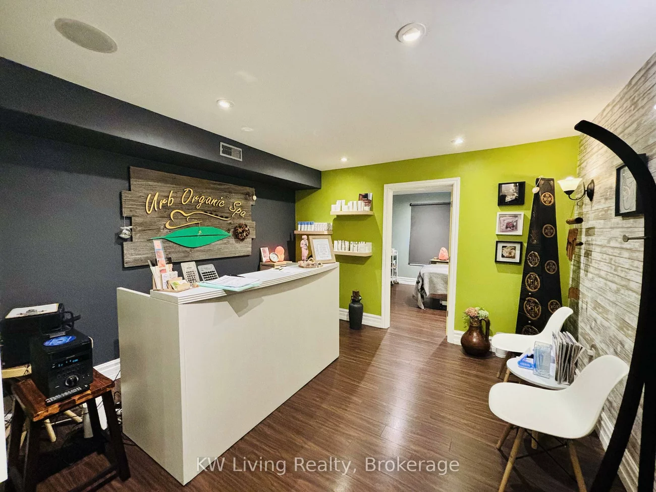 701, Mount Pleasant, Mount Pleasant East, Toronto