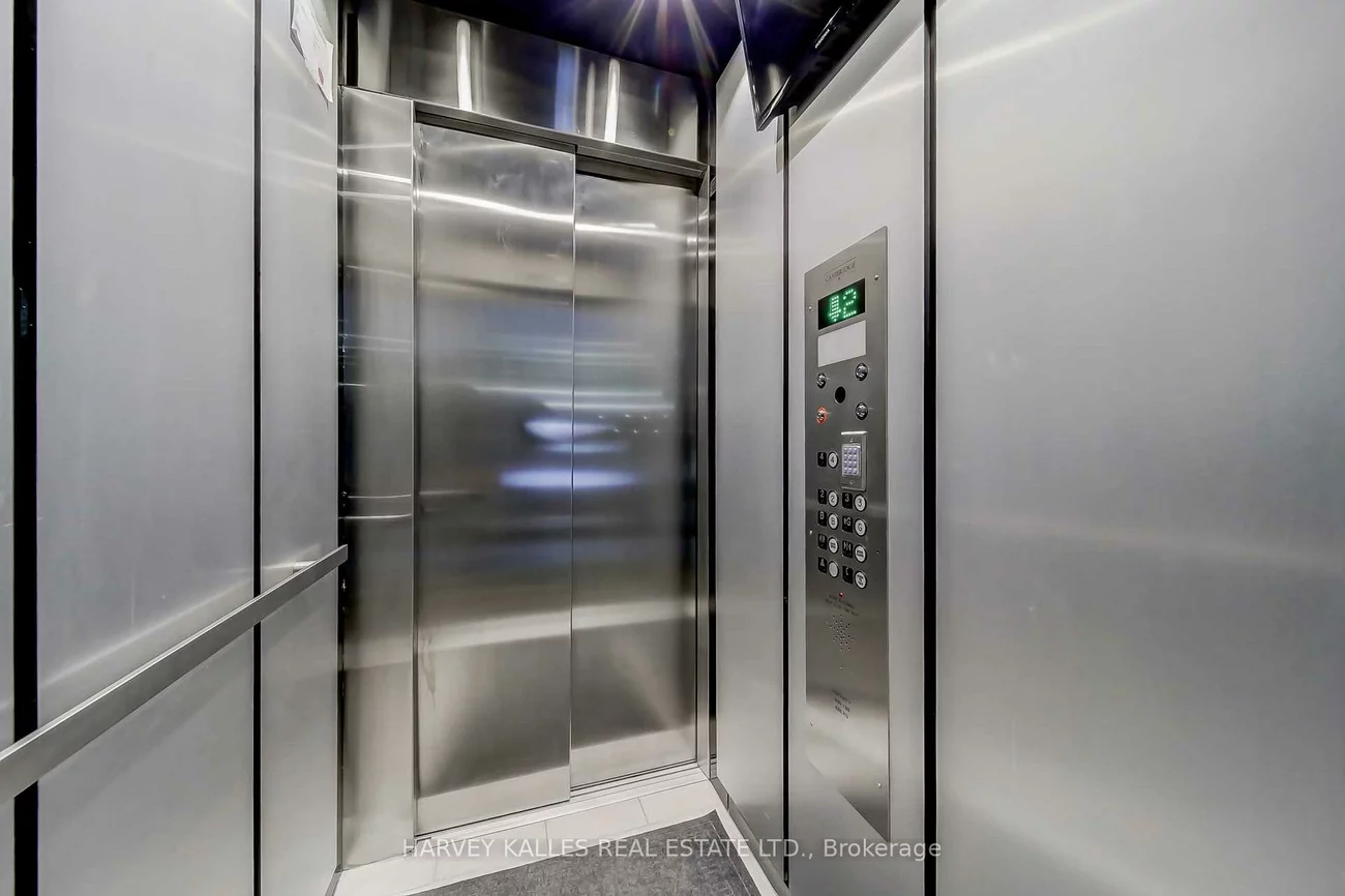 2078, Avenue, Bedford Park-Nortown, Toronto