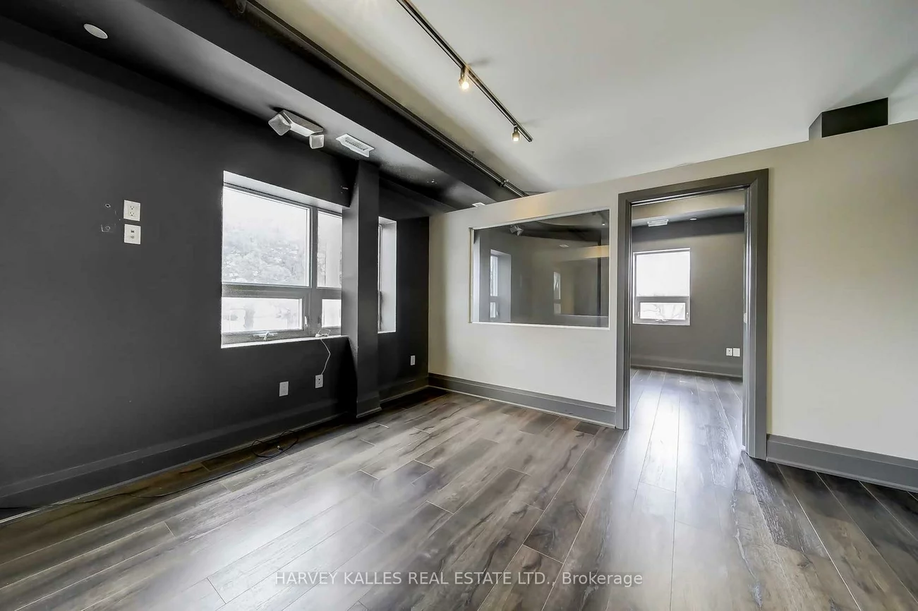 2078, Avenue, Bedford Park-Nortown, Toronto