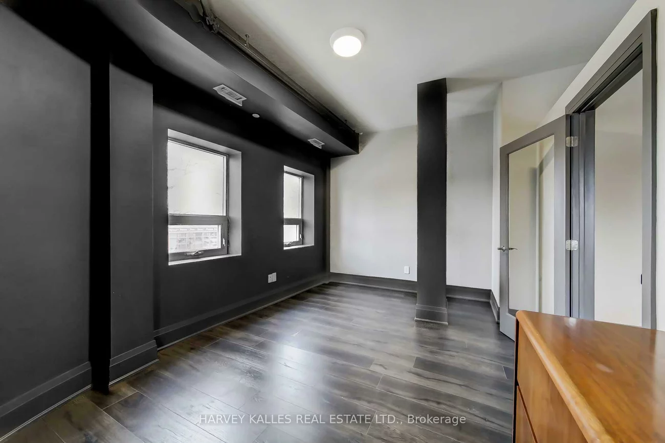 2078, Avenue, Bedford Park-Nortown, Toronto