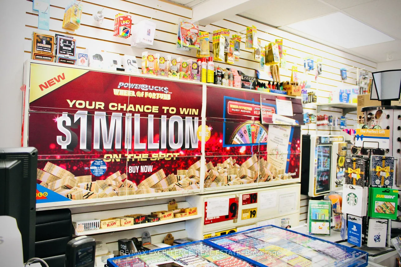 4119, Bathurst, Lansing-Westgate, Toronto