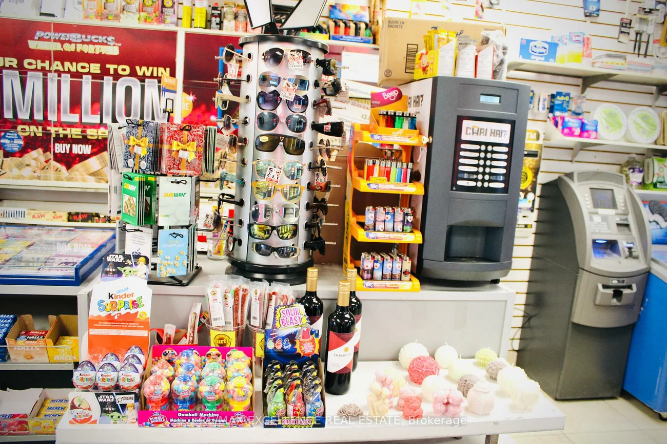 4119, Bathurst, Lansing-Westgate, Toronto