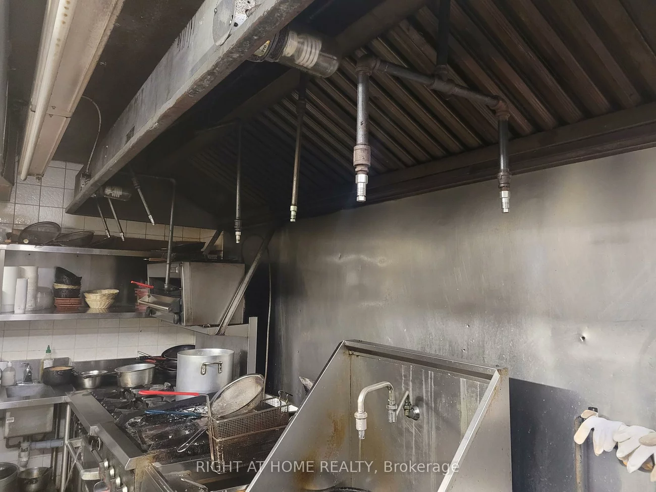 3, Elmhurst, Lansing-Westgate, Toronto