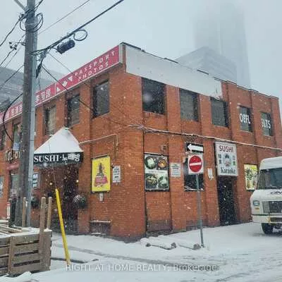 Commercial for sale, 3, Elmhurst, Lansing-Westgate, Toronto