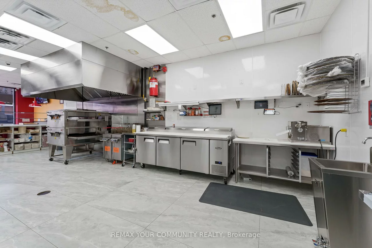 747, DON MILLS, Flemingdon Park, Toronto