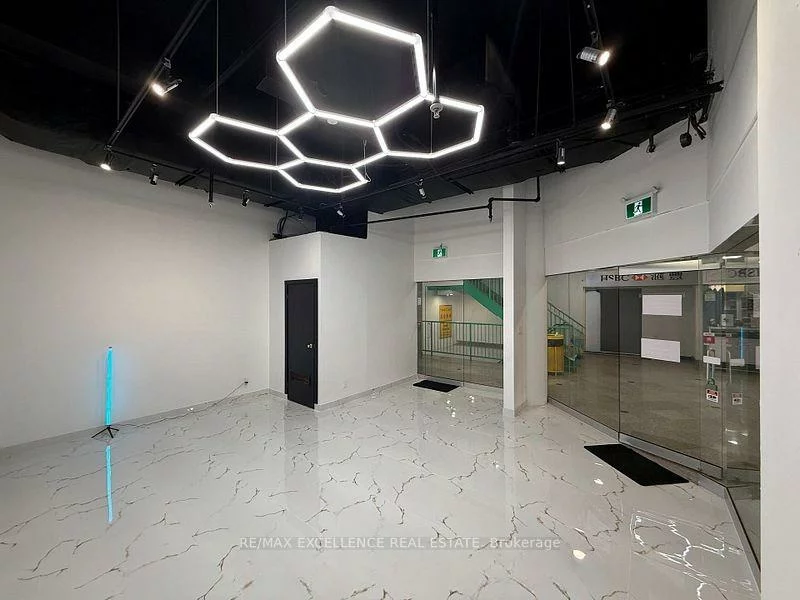 222, Spadina, Kensington-Chinatown, Toronto