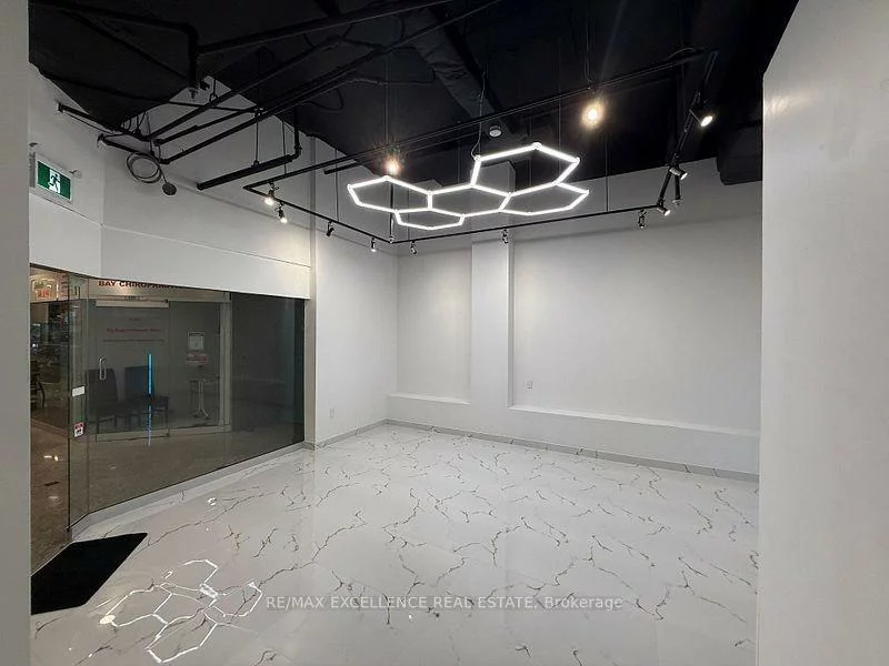 222, Spadina, Kensington-Chinatown, Toronto