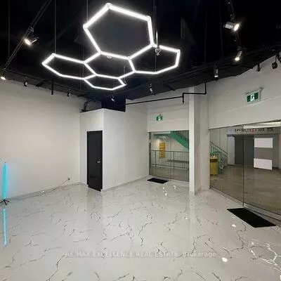 Commercial for sale, 222, Spadina, Kensington-Chinatown, Toronto