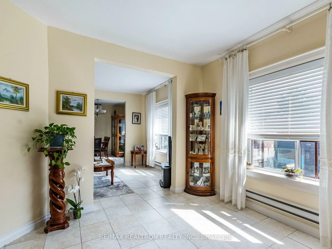 1038, St Clair, Oakwood Village, Toronto