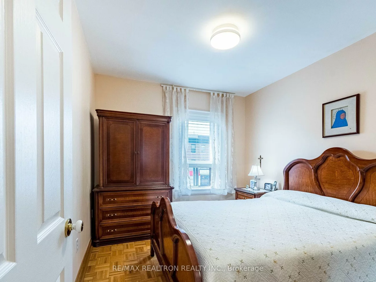 1038, St Clair, Oakwood Village, Toronto