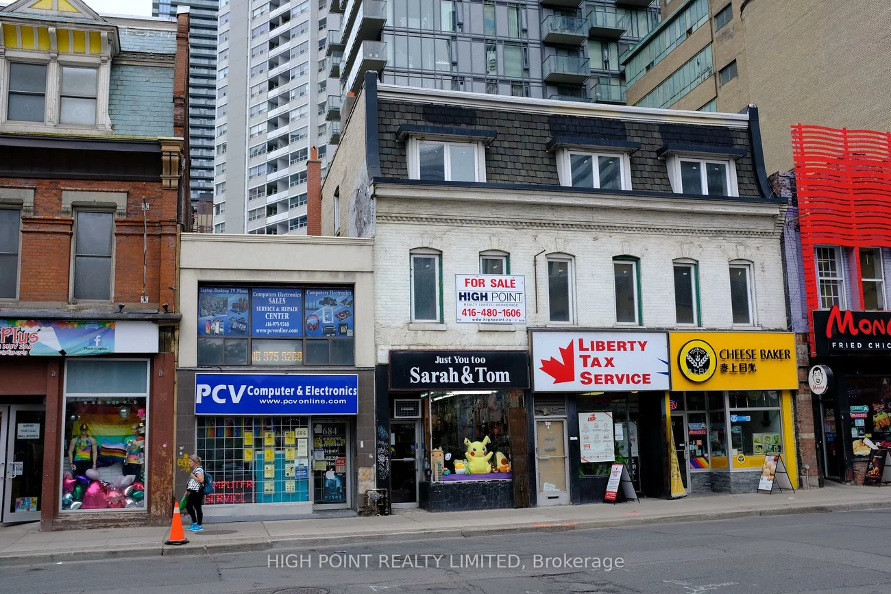 684-690, Yonge, Bay Street Corridor, Toronto