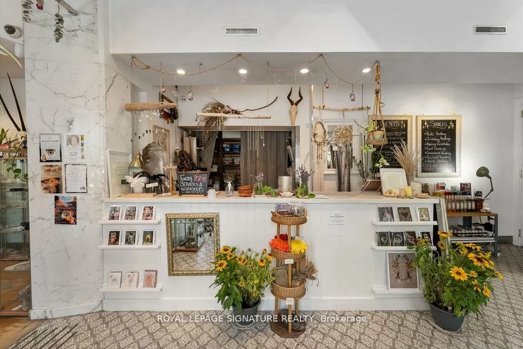 154, Harbord, Annex, Toronto