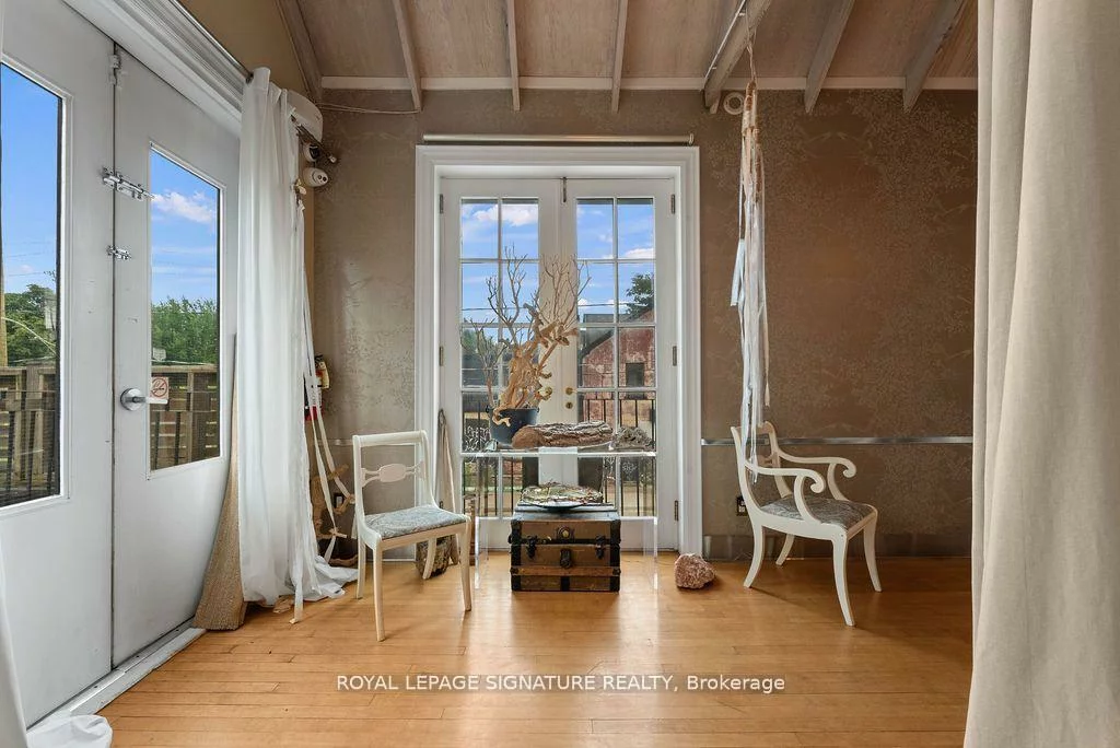 154, Harbord, Annex, Toronto