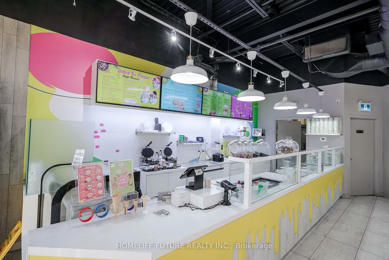 62, Overlea, Thorncliffe Park, Toronto