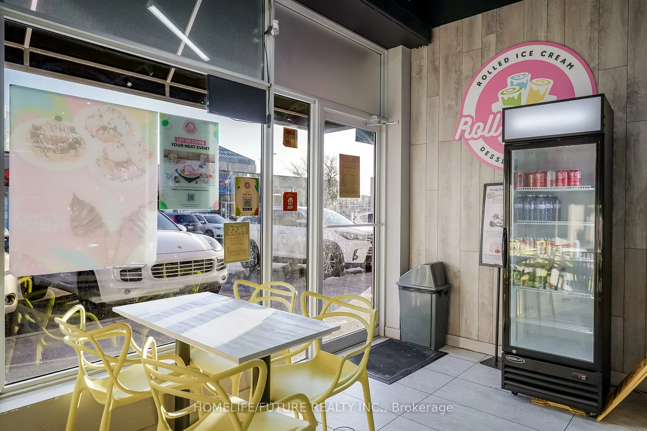 62, Overlea, Thorncliffe Park, Toronto