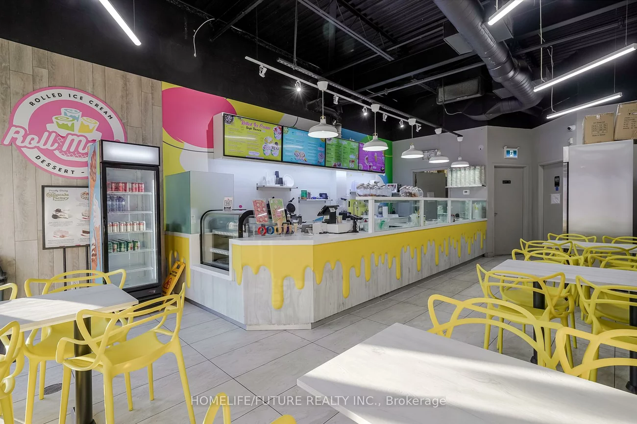 62, Overlea, Thorncliffe Park, Toronto