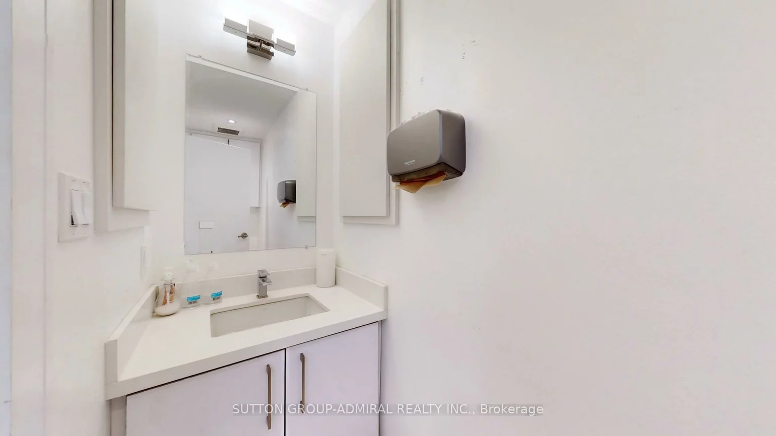 909, Yonge, Rosedale-Moore Park, Toronto