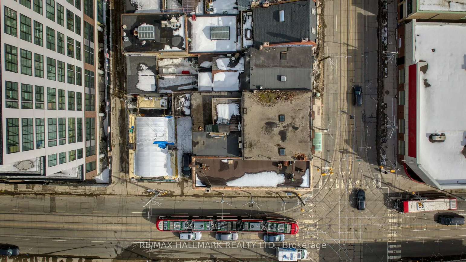 350-352, Queen, Regent Park, Toronto