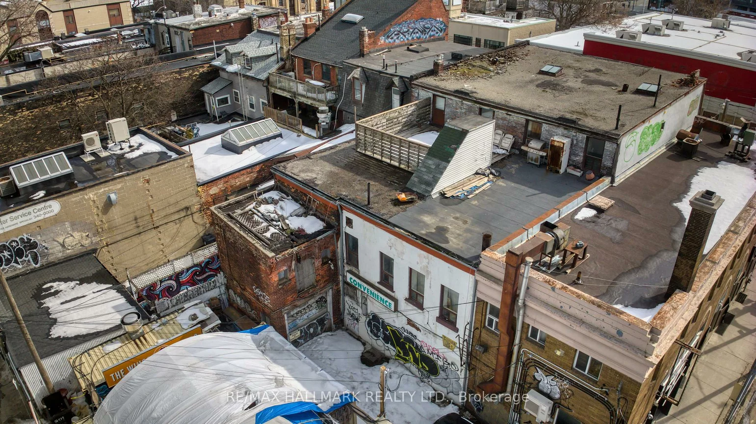 350-352, Queen, Regent Park, Toronto