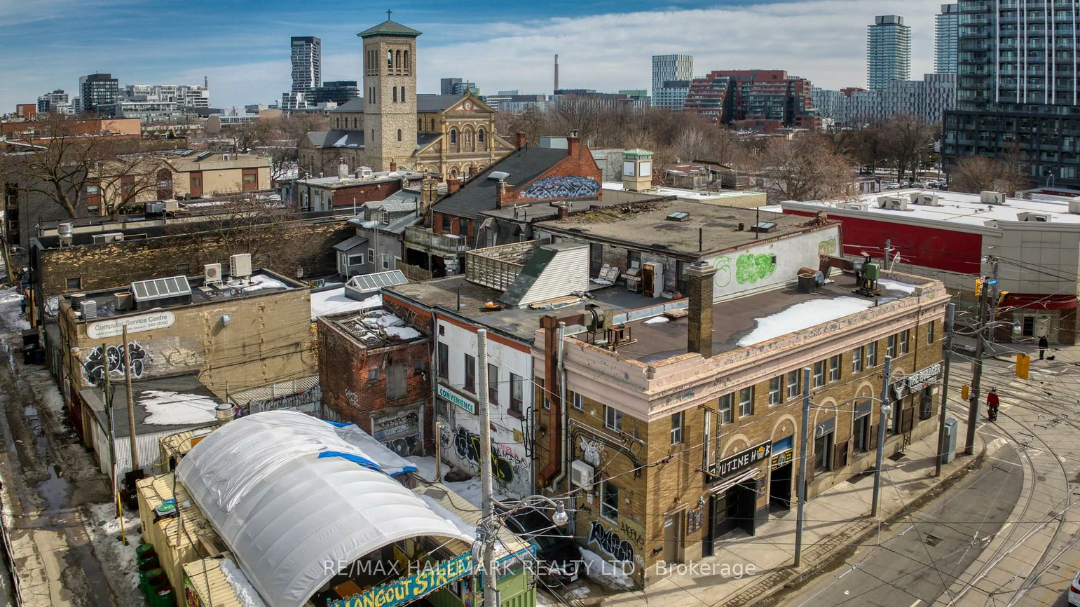 350-352, Queen, Regent Park, Toronto