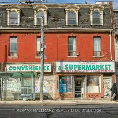 350-352, Queen, Regent Park, Toronto