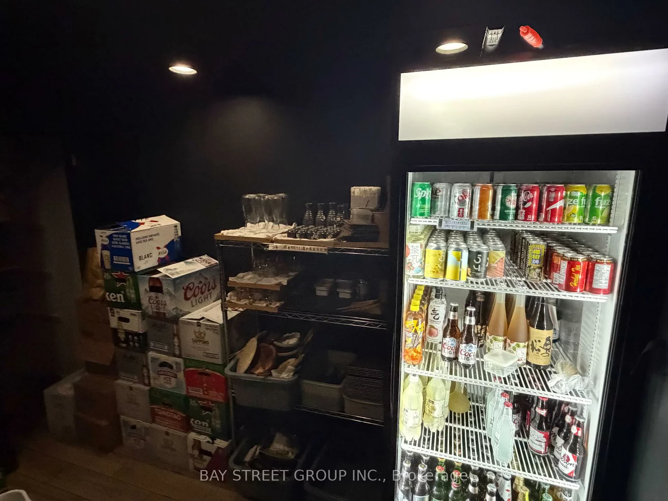 307, Spadina, Kensington-Chinatown, Toronto