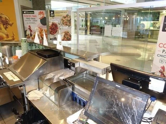 5650, Yonge, Newtonbrook West, Toronto