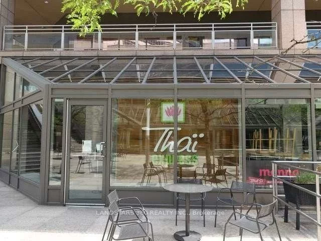 5650, Yonge, Newtonbrook West, Toronto