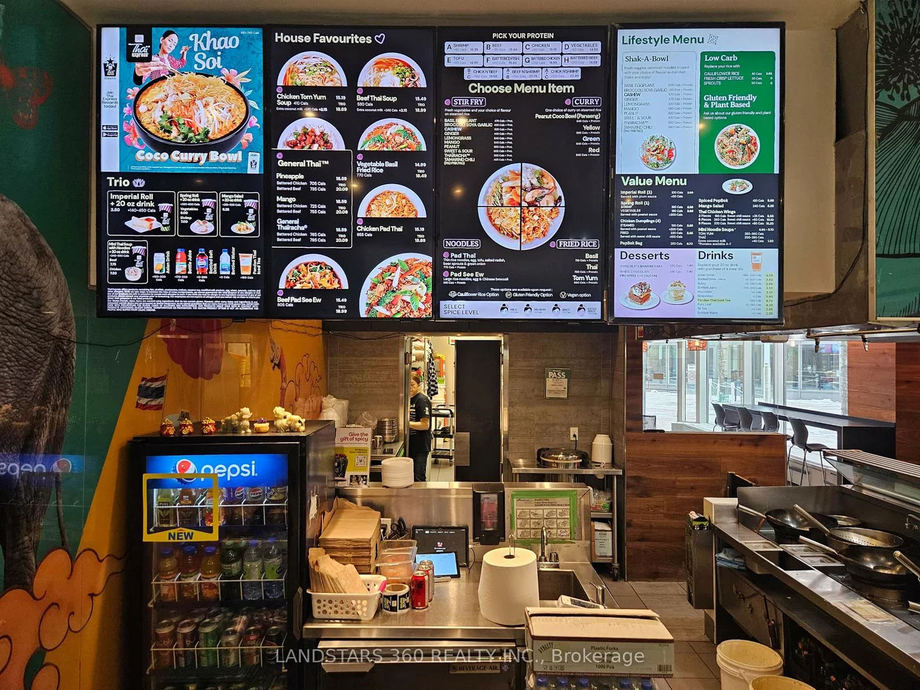 5650, Yonge, Newtonbrook West, Toronto