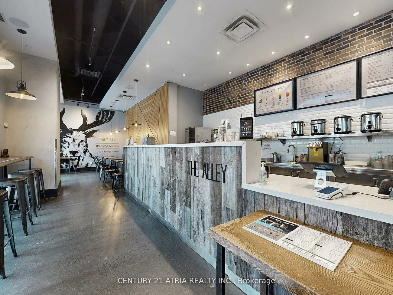 382, Yonge, Bay Street Corridor, Toronto