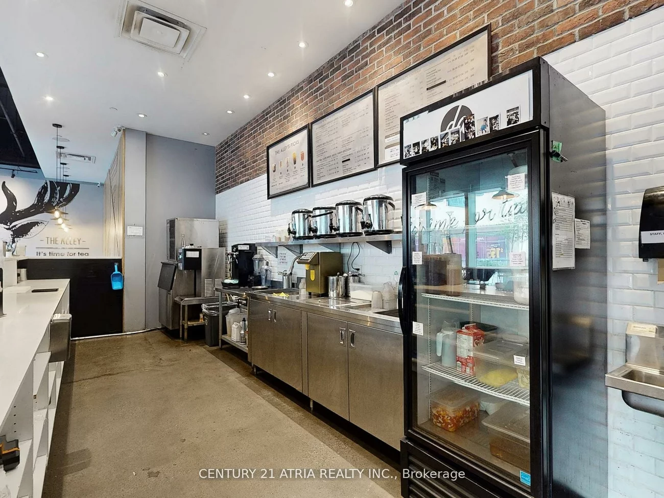 382, Yonge, Bay Street Corridor, Toronto