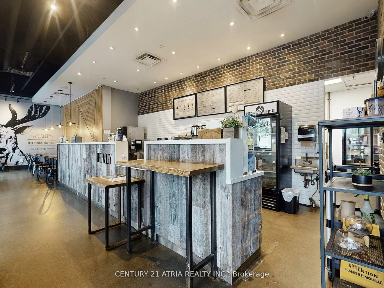 382, Yonge, Bay Street Corridor, Toronto