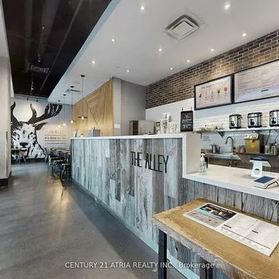 Commercial for sale, 382, Yonge, Bay Street Corridor, Toronto